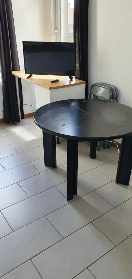 F2 Avec Terasse Sud Ouest Apartment *